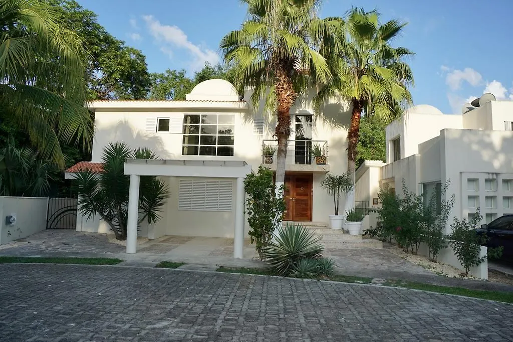 Villa Casa Max By Playa Moments Playa del Carmen